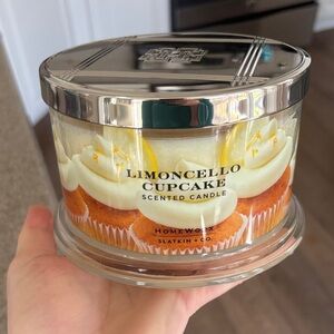 Slatkin & Co. HomeWorx Limoncello Cupcake Scented Candle - Yellow & White